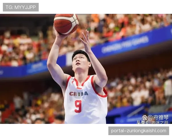 消息人士称，多名CBA球队管理层赴欧考察，重点关注具备策应能力的前锋球员